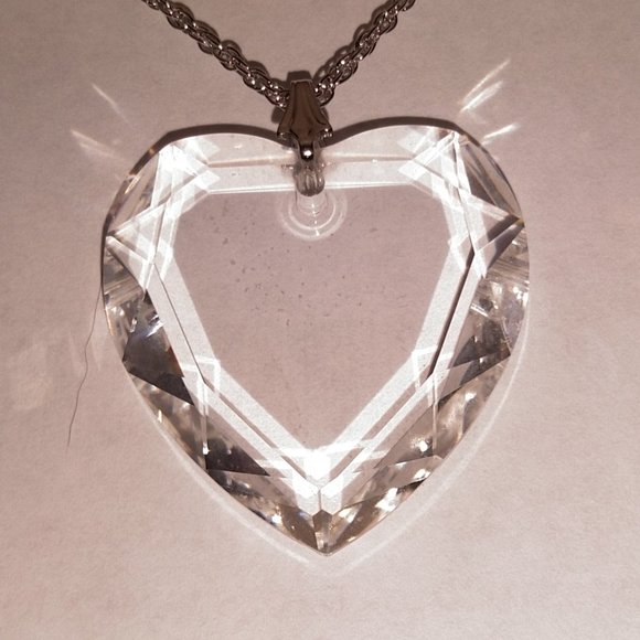 Strass Lead Crystal Heart Pendant on a 24 inch Silver Chain - Picture 6 of 10